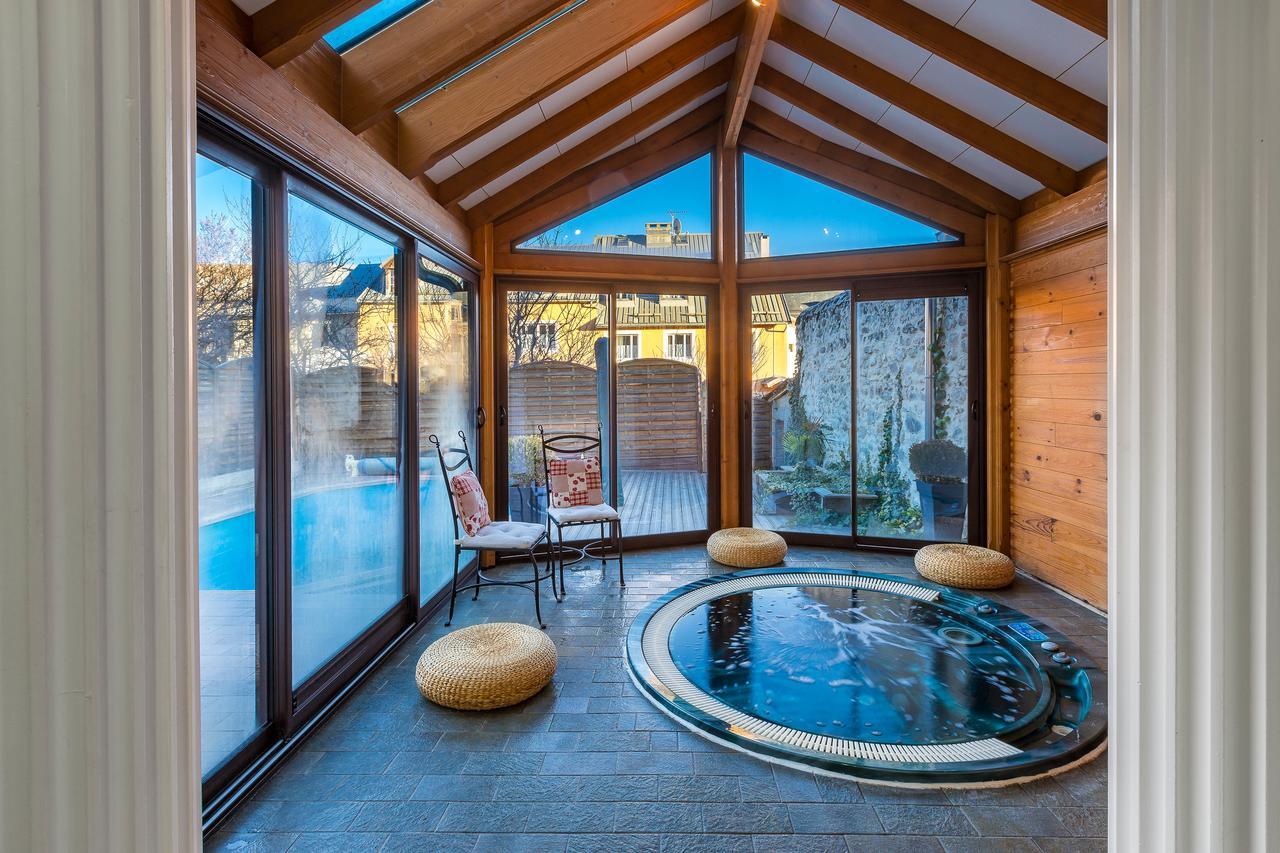 Le Rendez Vous De Vauban Gites & Spa Mont-Dauphin Exterior foto